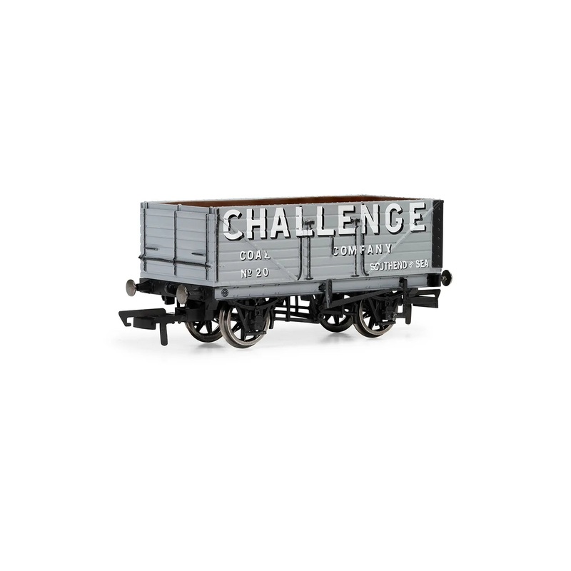 Hornby R60193 7 Plank Wagon, Challenge Coal Company – Era 3