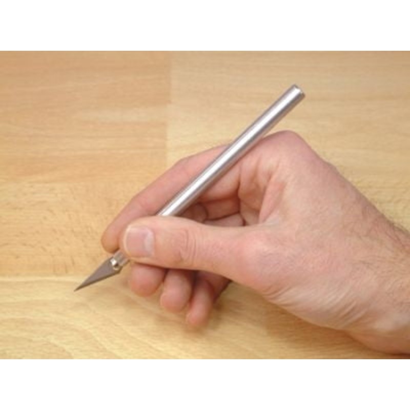 NO 2 KNIFE CARDED WITH BLADE