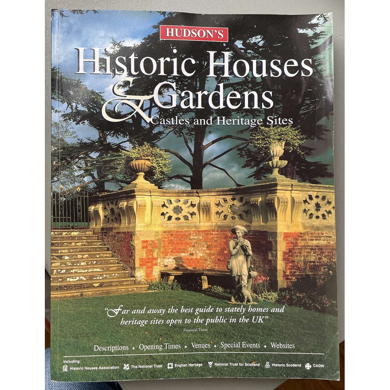 Historic Houses & Gardens: Castles and Heritage Sites 2001 by Hudson’s