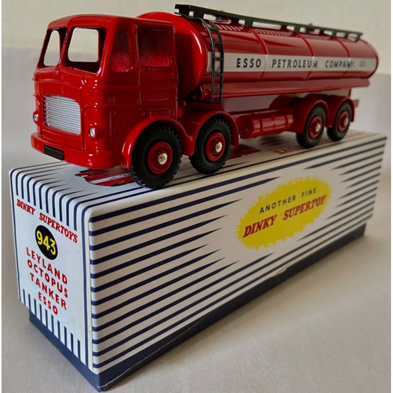 Atlas Dinky Toys Reproduction 943 Leyland Octopus Tanker – ESSO Diecast Model