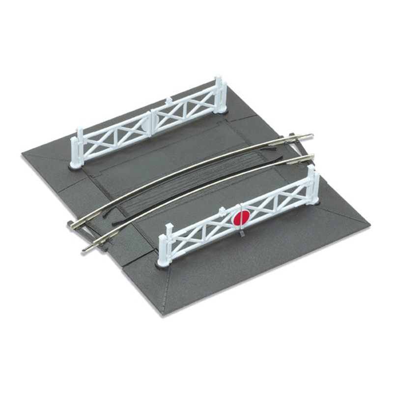 Curved (No.1 Rad.) Level Crossing, complete with 2 ramps & 4 gates