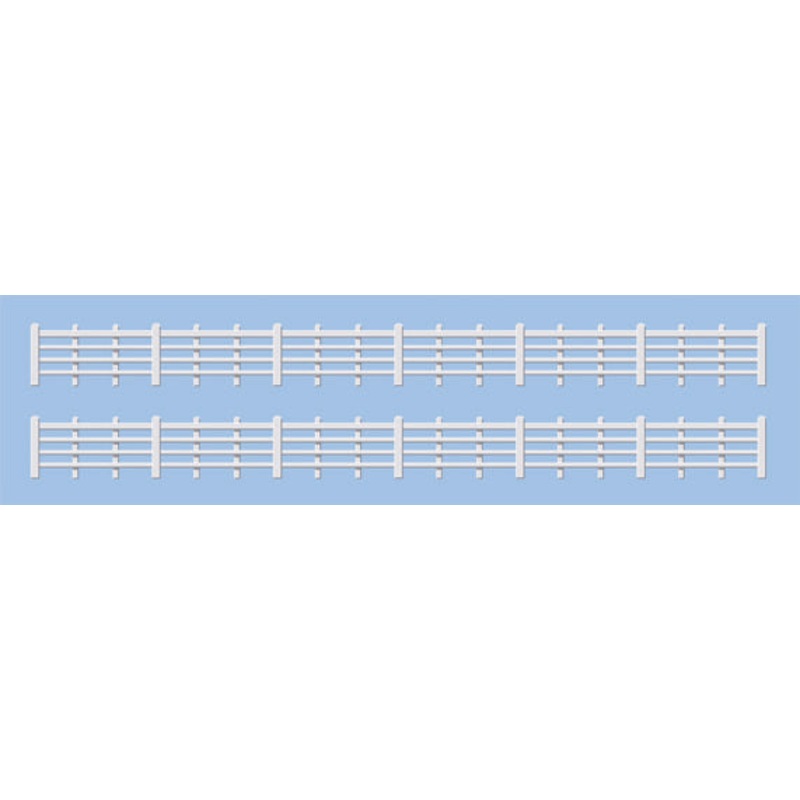 Ratio OO Gauge 424 Wooden Lineside Fencing White (4 bar)
