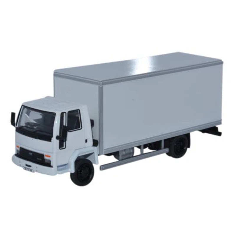 Oxford Diecast Ford Cargo Box Van White – 1:76 Scale