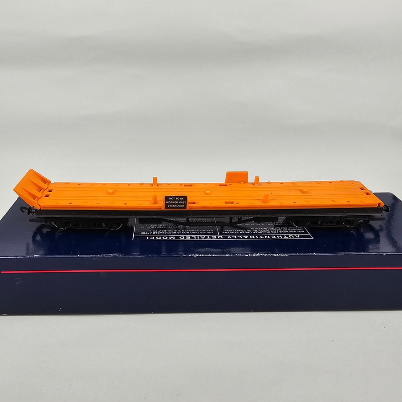 Hornby OO Gauge R126 Bogie Car Transporter wagon