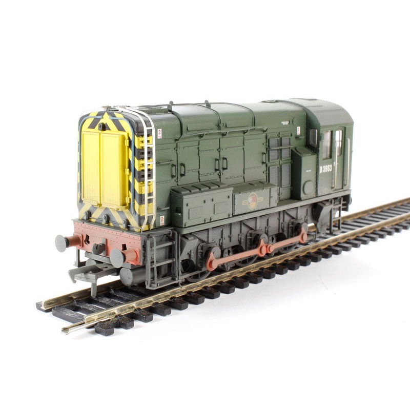 Bachmann 32-117 Class 08 Diesel Shunter D3963 BR Green Wasp Stripes (Weathered)