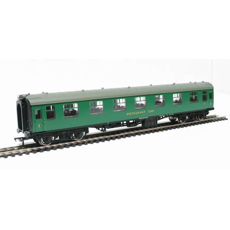 Bachmann Branchline  39-253 Mk1 RFO restaurant car in BR (SR) green