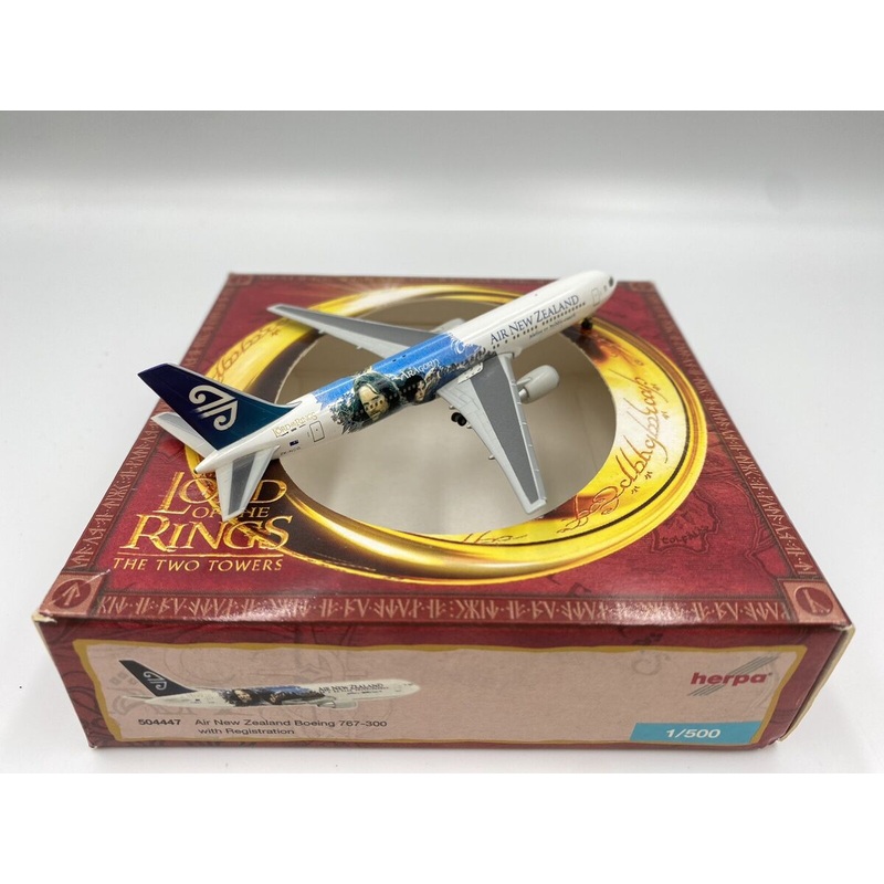 Herpa Wings 1:500 Air New Zealand Boeing 767-300 Lord of the Rings Two Towers 504447