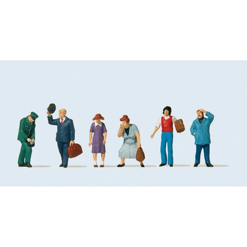 Preiser TT:120 75058 GDR Street Scenes (6) Figure Set