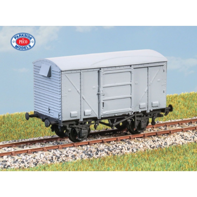 BR 12 Ton Fruit Van (LMS design) D1/230 Kit