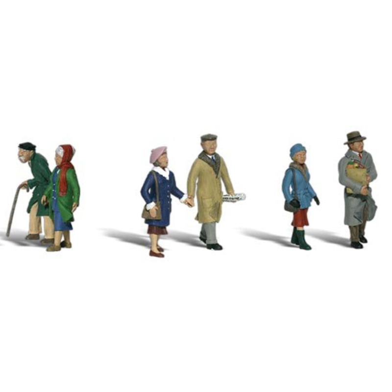 A1900 Scenic Accents – Couples in Coats – HO Scale