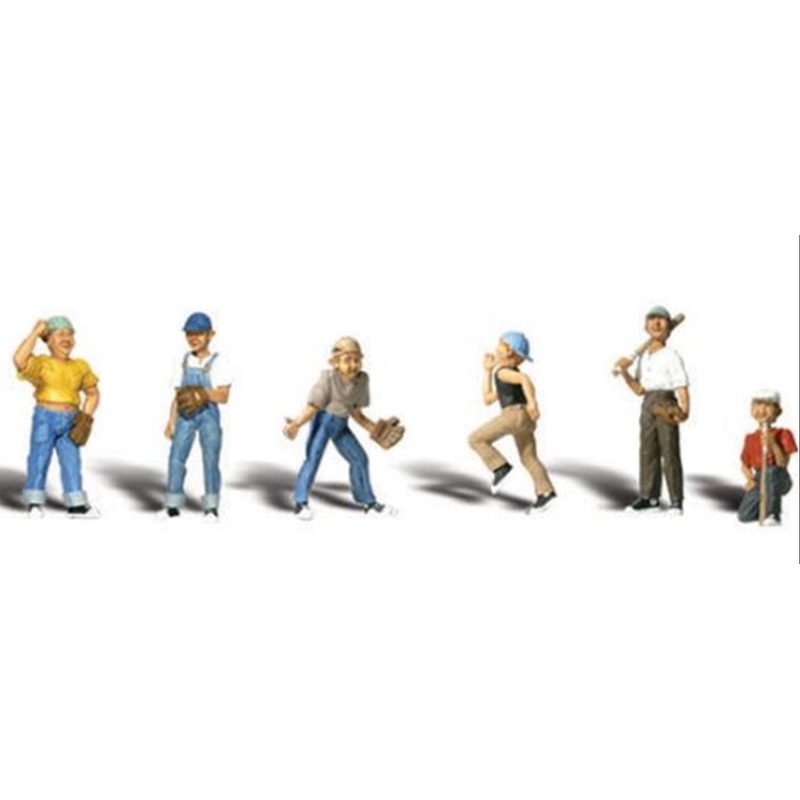 A2146 Scenic Accents – Baseball Players II – N Scale