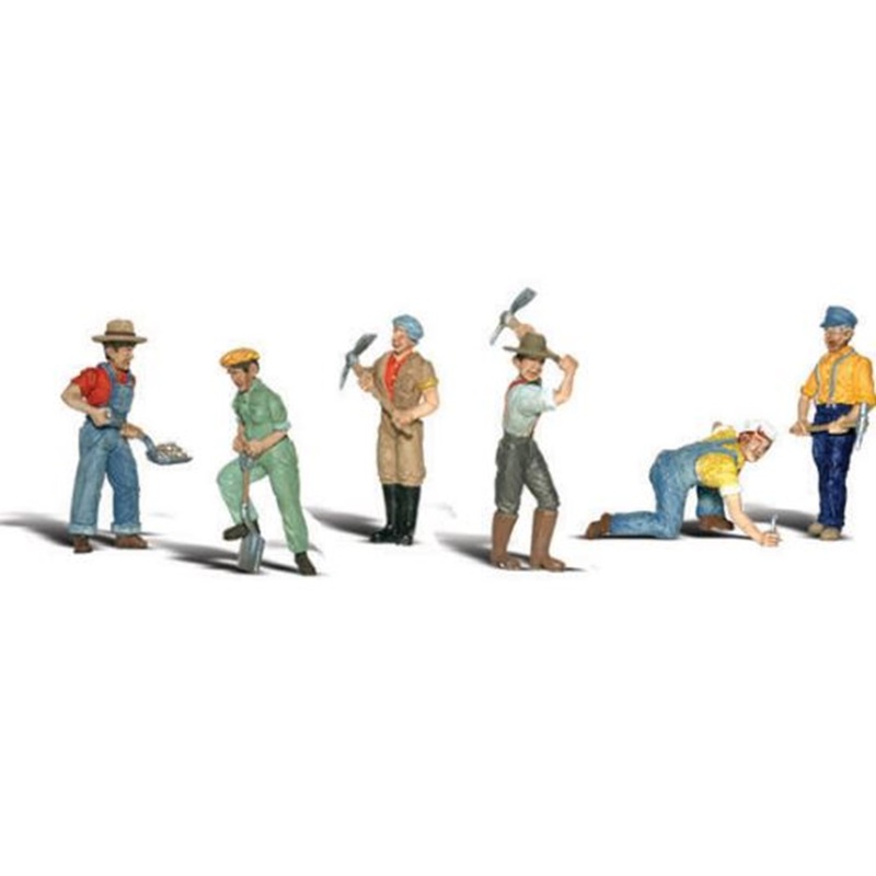 A2148 Scenic Accents – Track Workers – N Scale