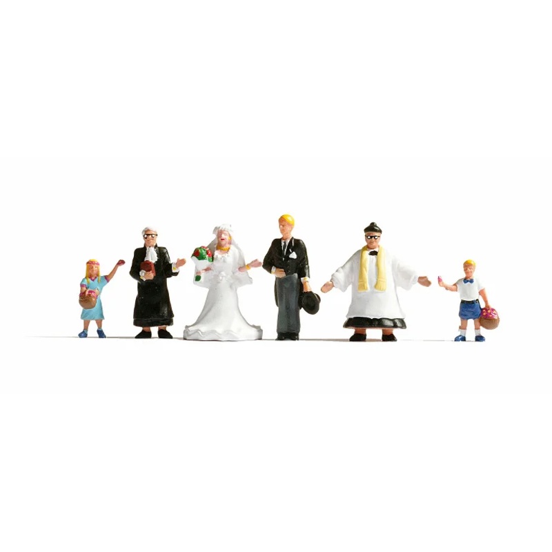 Figures – Wedding Group with Priest