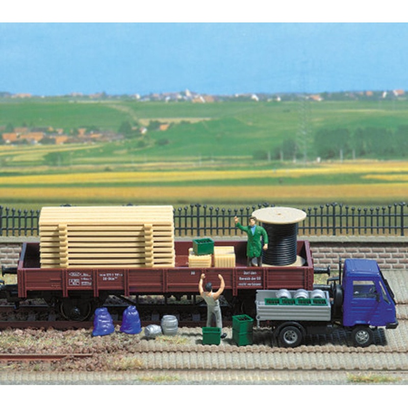 Assorted Freight Goods (8) Kit