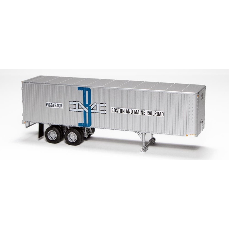 HO 35′ Fruehauf Integral-Post Volume Van – Boston & Maine – Trailer #1