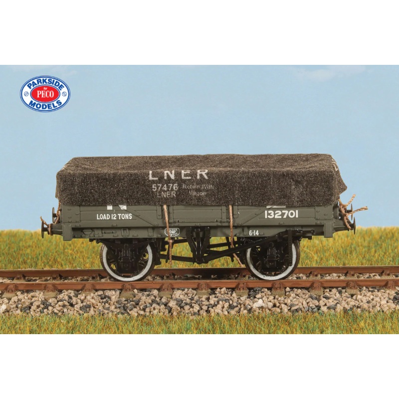 Parkside Dundas PA63 LNER 8 Wagons Tarps