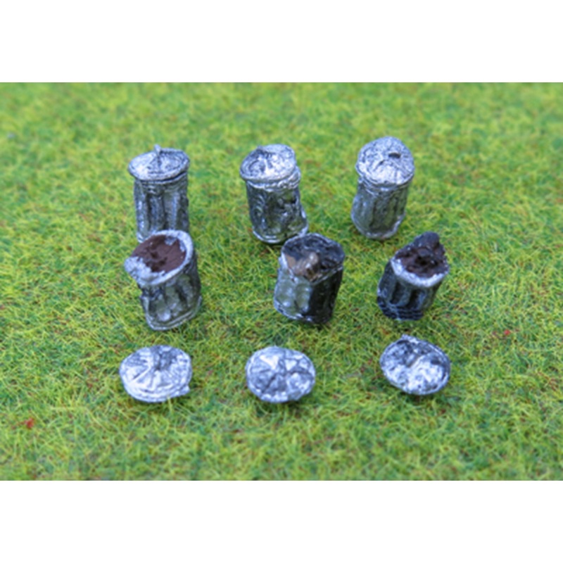 OO Gauge Dustbins by 6