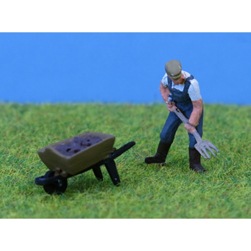 OO Gauge Farmer with Pitchfork & Barrow