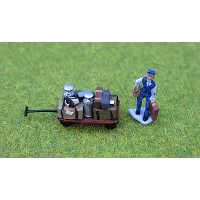 OO Gauge Loaded Platform Trolley + Porter with Luggage