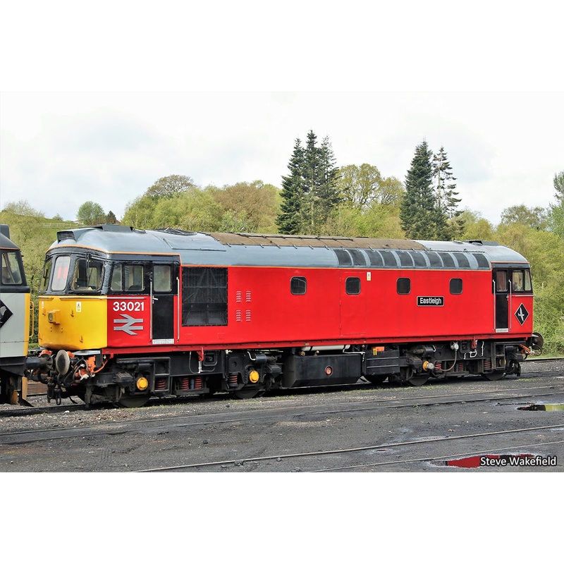 Class 33 021 ‘Eastleigh’ Parcels Red Diesel Locomotive