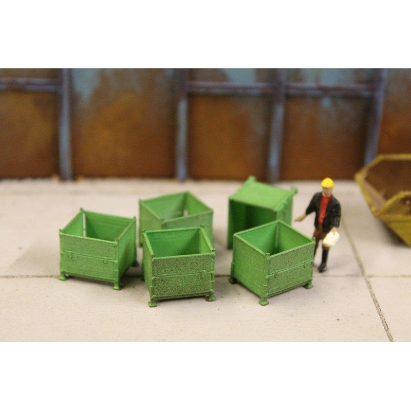 5 x Green Stillage Containers