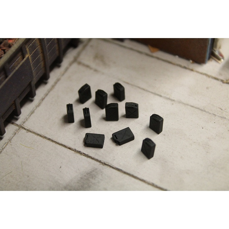 Jerry Cans – Pack of 10 – BLACK