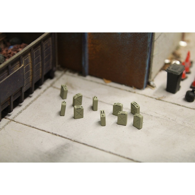 Jerry Cans – Pack of 10 – KHAKI