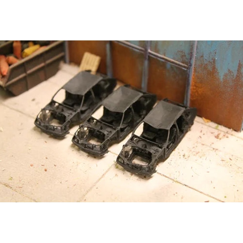 Scrap Car Gutted – BLACK – Pack of 3