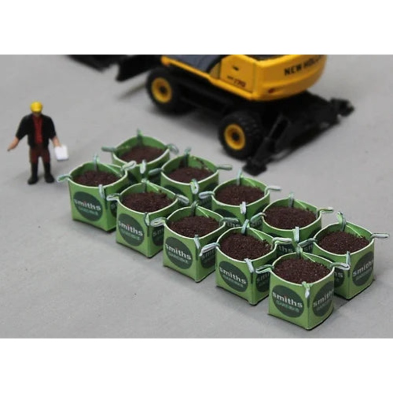 Smiths Gardens Tonne Bags w/ top soil loads – Pack of 10