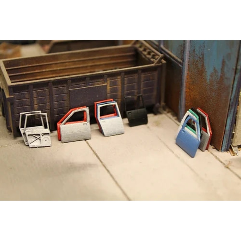 10 Scrap Metal Car Doors – Pack of 8 – DARK GREY