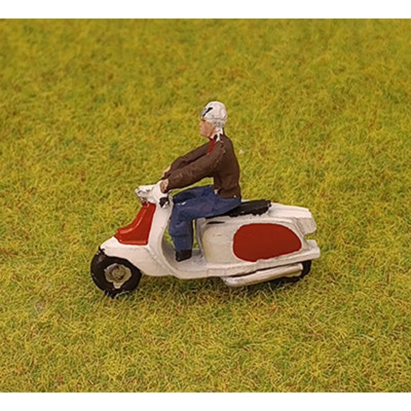 OO Gauge LAMBRETTA 2 TONE COLOUR