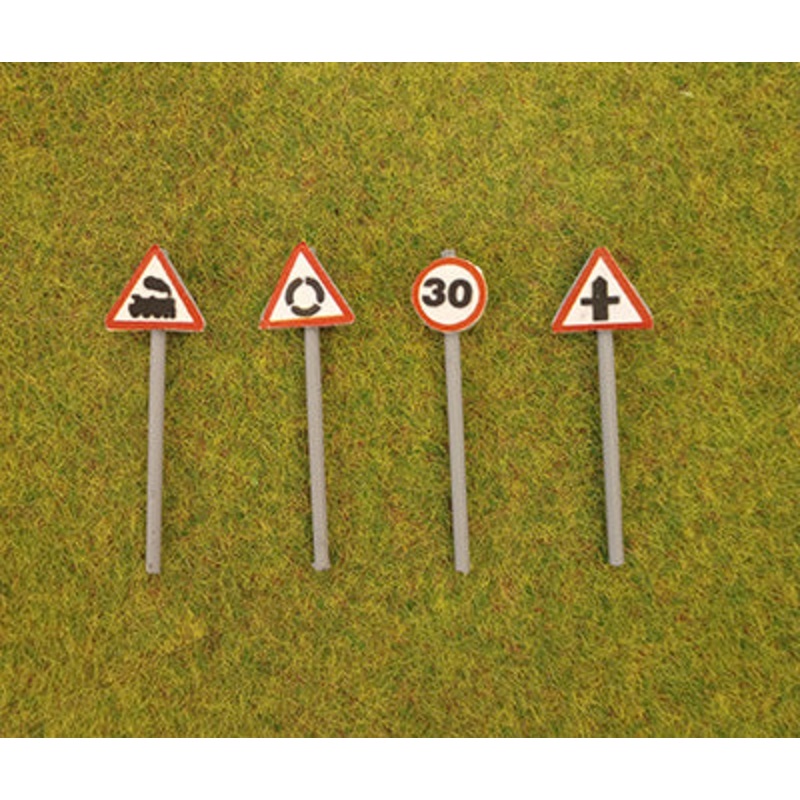 OO Gauge ROAD SIGNS PACK 1