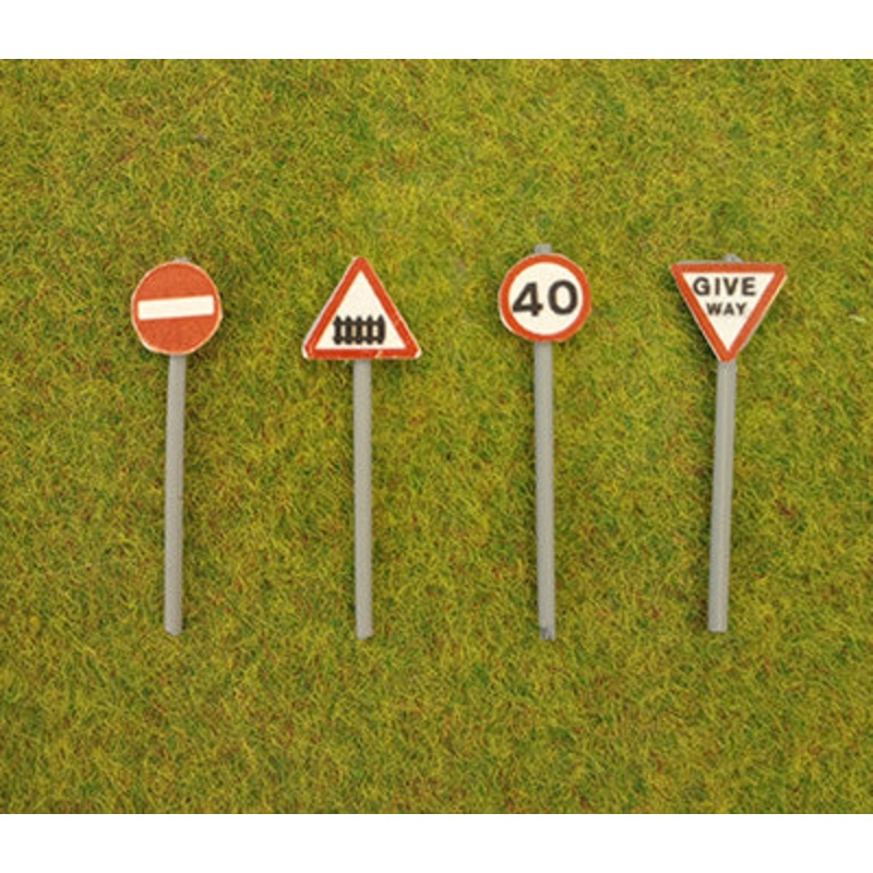 OO Gauge ROAD SIGNS PACK 2