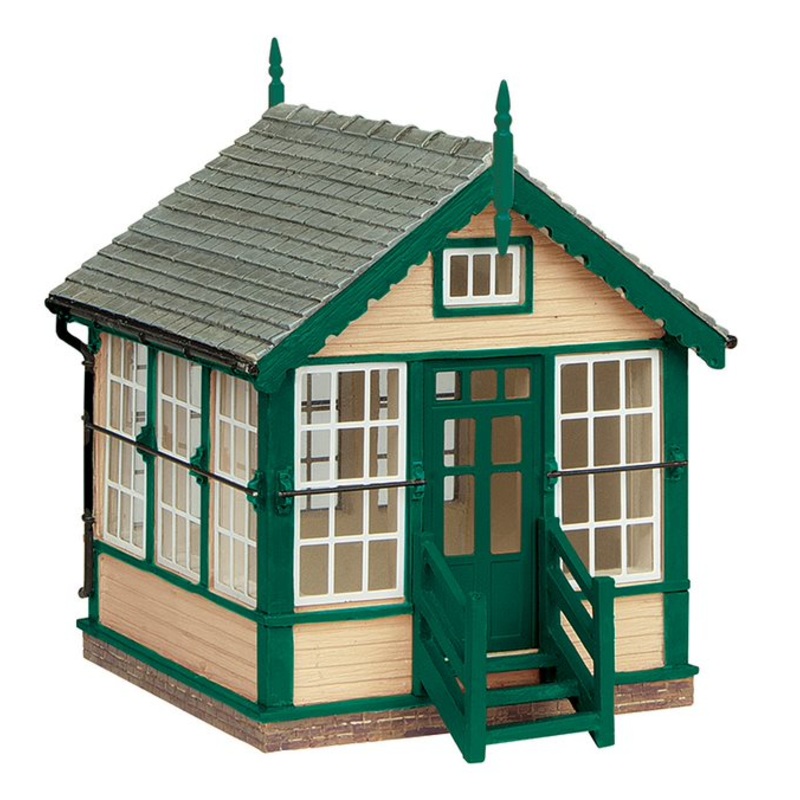 Platform Mounted Signal Box Green