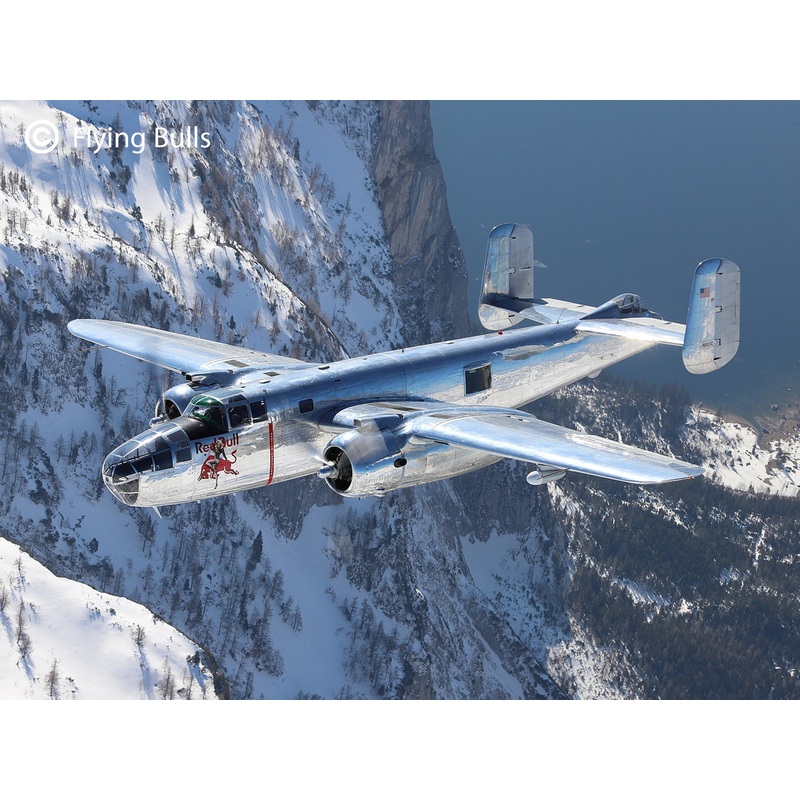 Gift Set B-25J Mitchell: Flying Bulls 25th Anniversary Model Kit