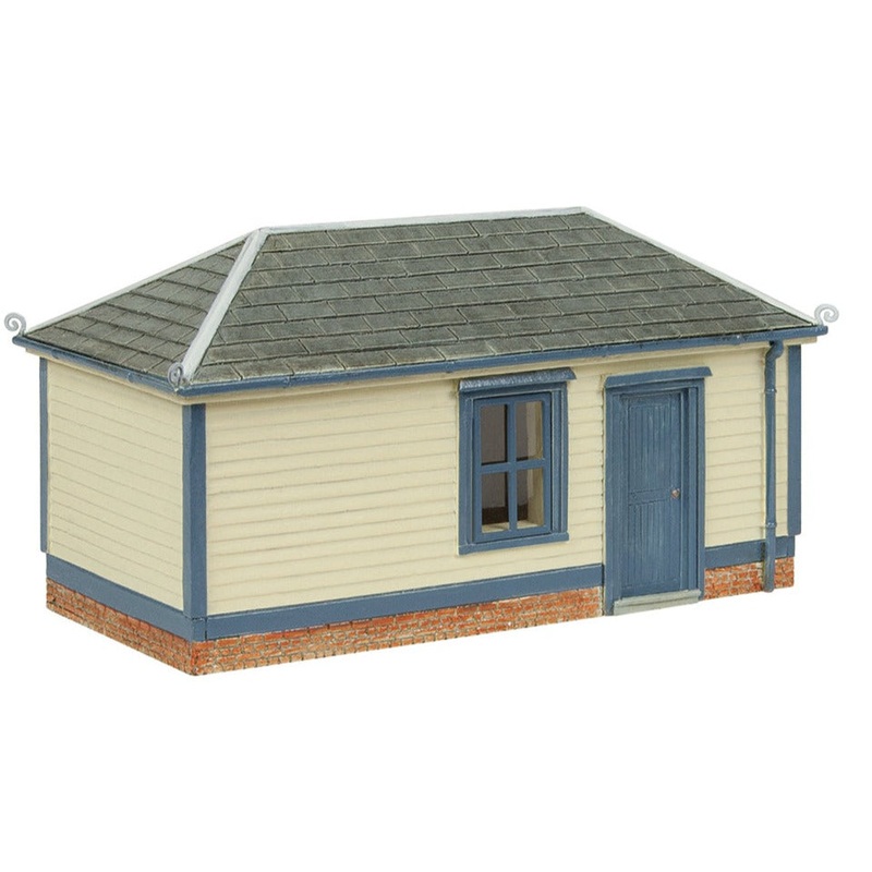 Clapboard Platform Hut – Blue
