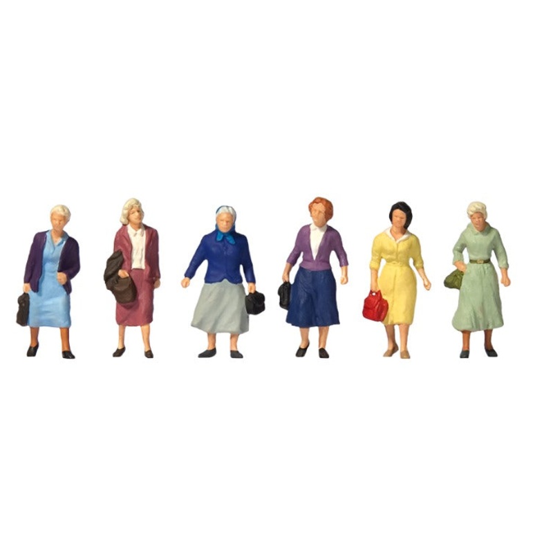 Female Travellers (6) British OO Scale Figure Set