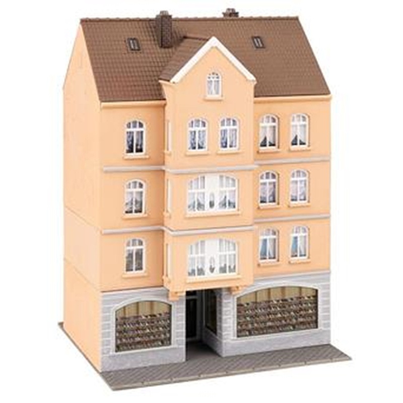 Townhouse with Shoe Shop Kit