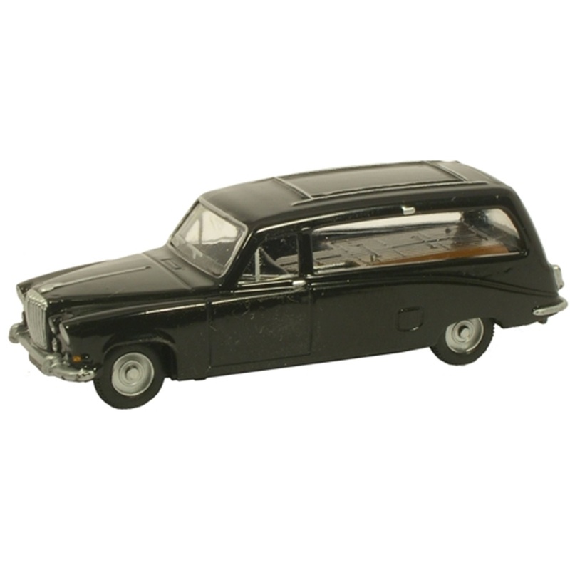 Black Hearse Daimler DS420