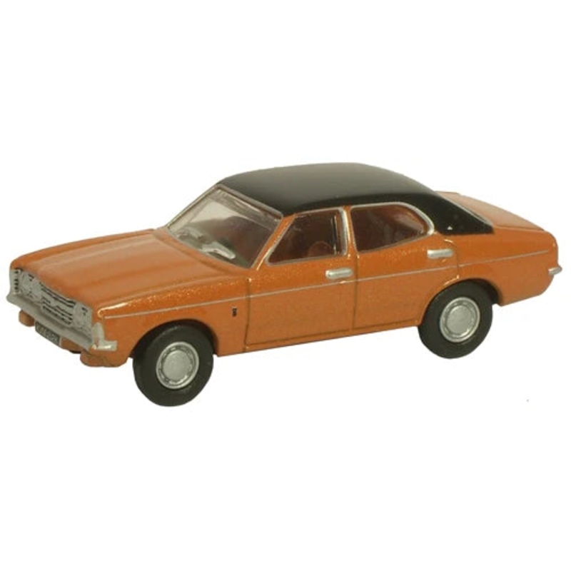 Ford Cortina MkIII GXL Gold (Life on Mars)