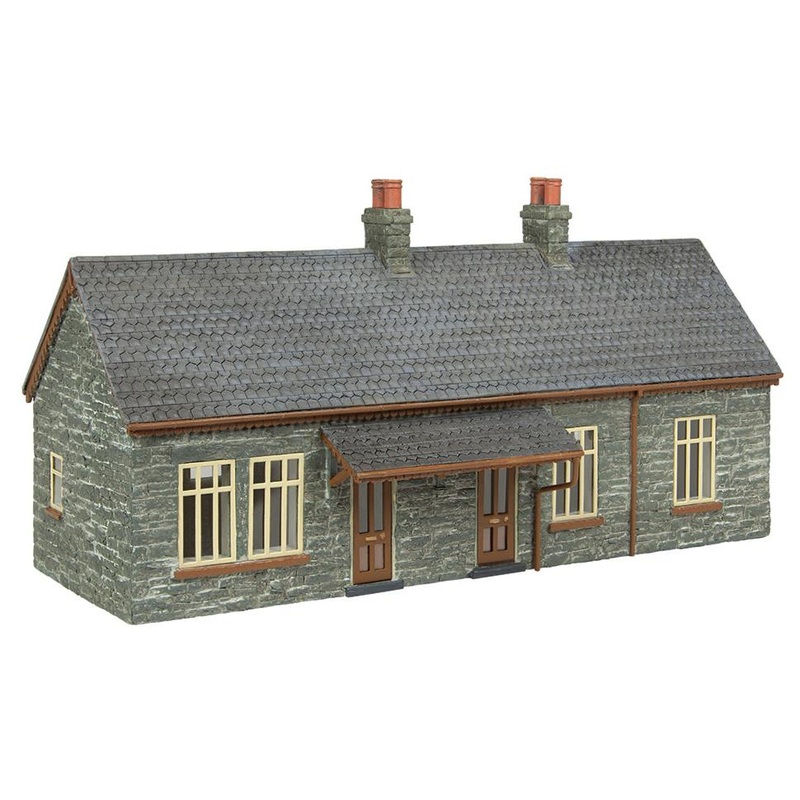 Narrow Gauge (OO9) Station Cottages Brown