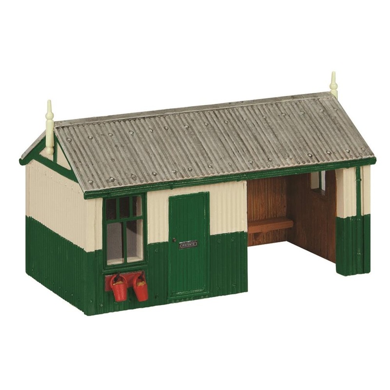 Narrow Gauge (OO9) Corrugated Platform Shelter and Office Green