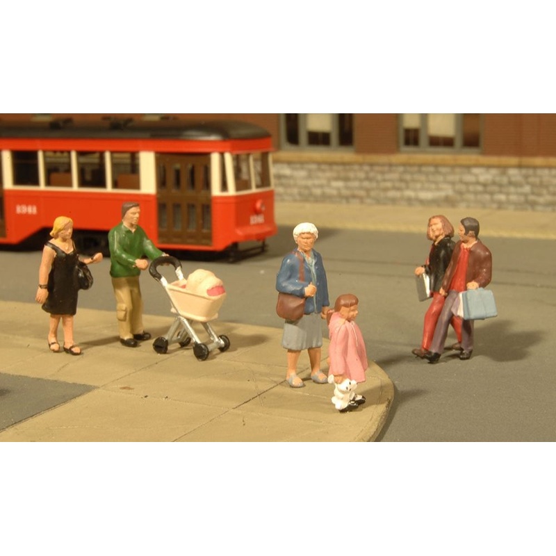 Strolling People (6/Pack)