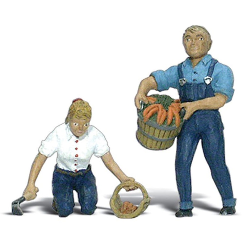 G Gus And Gertie Gardener