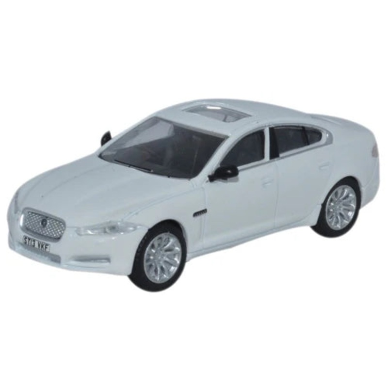 Jaguar XF Saloon Polaris White