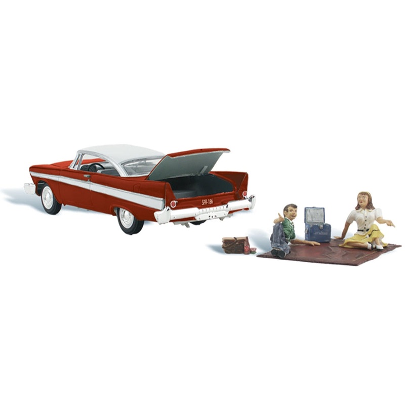 HO Parked For A Picnic