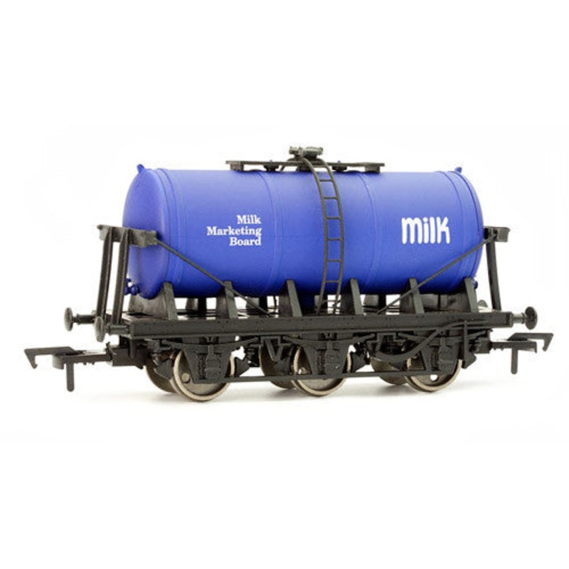 Milk Marketing Board 6 Wheel Milk Tanker