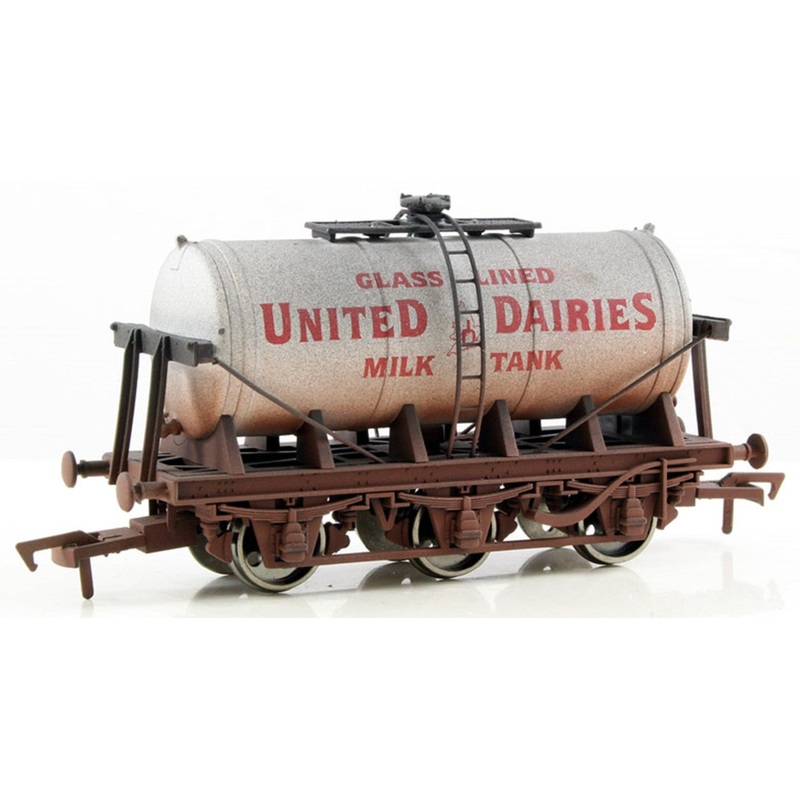 United Dairy 6 Wheel Milk Tanker – Weathered