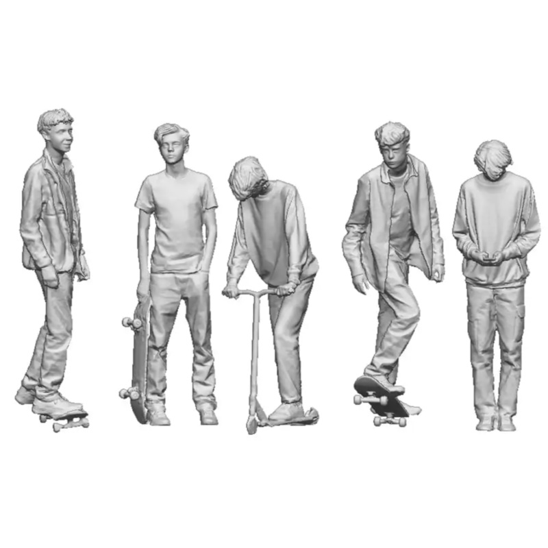 OO Gauge – Town & Country – Skater and Scooter Riders Bundle