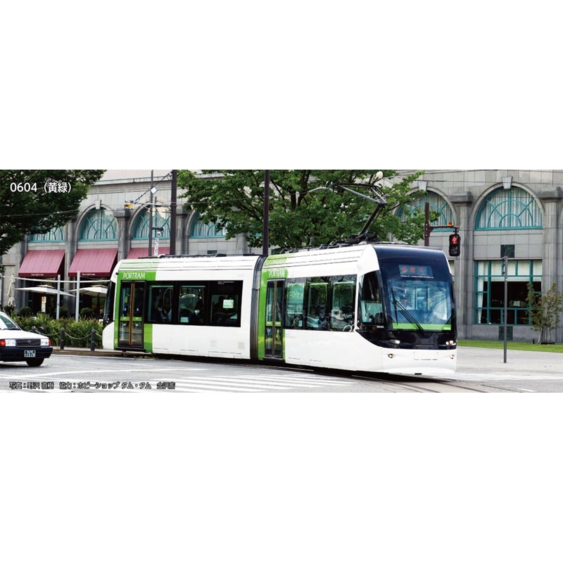Toyama Chiho Railroad Portram 0604 Yellow/Green
